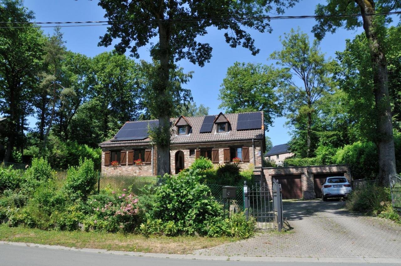 Tres Belle Villa 4 Facades Dans Quartier Vert Et Arbore - 5 Kms De Namur Kültér fotó